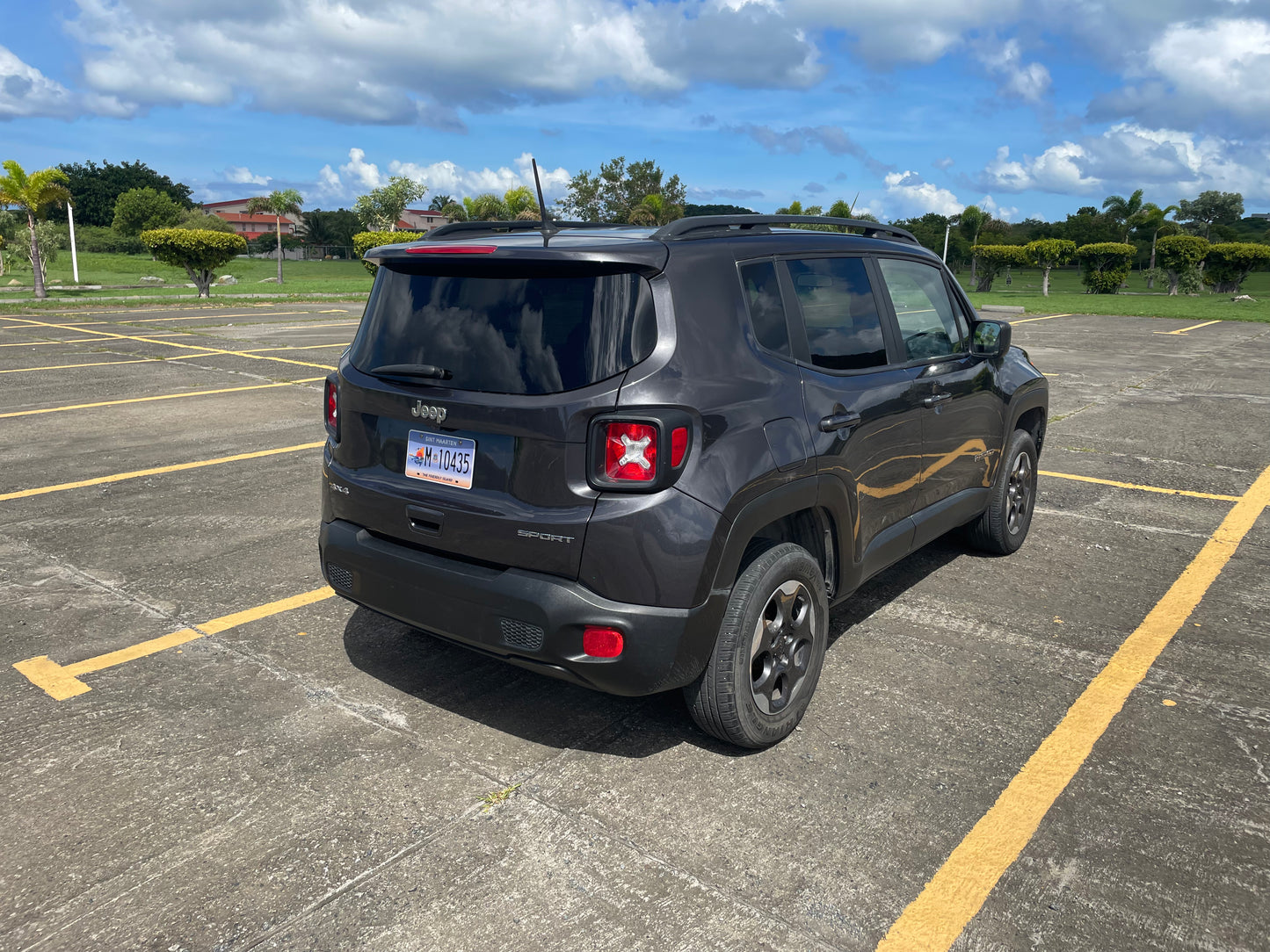 2018 JEEP RENAGADE SPORT LOW MILEAGE