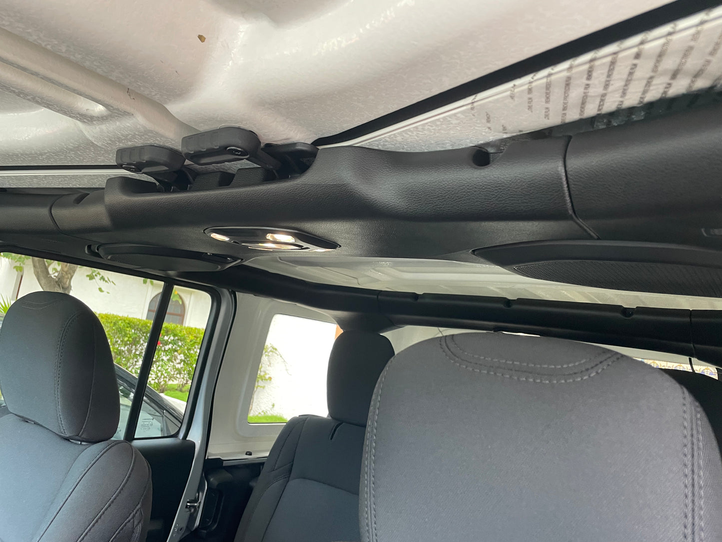 NEW 2023 JEEP WRANGLER UNLIMITED SPORT SILVER