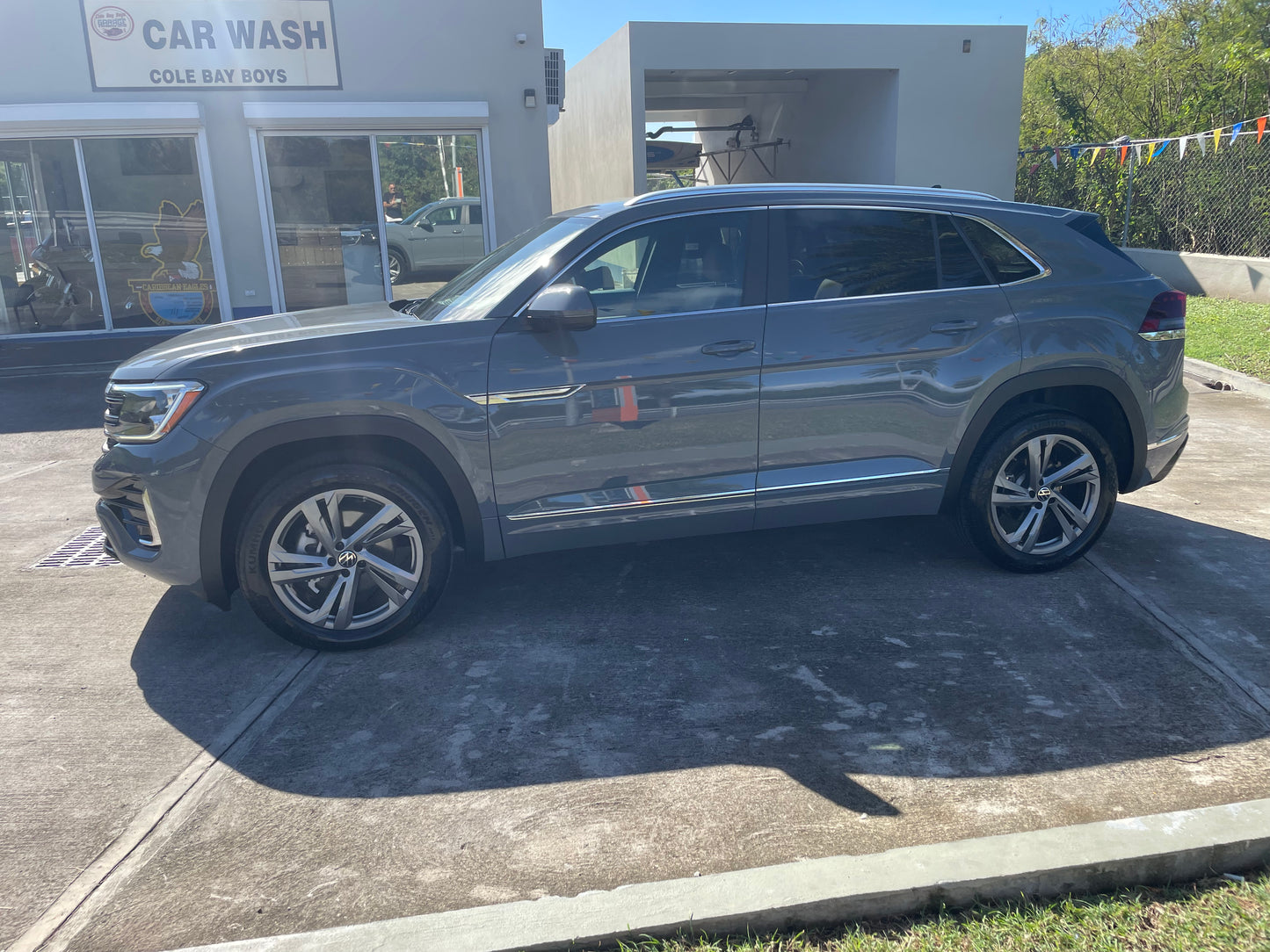 2024 VW ATLAS CROSS SPORT R LINE SEL