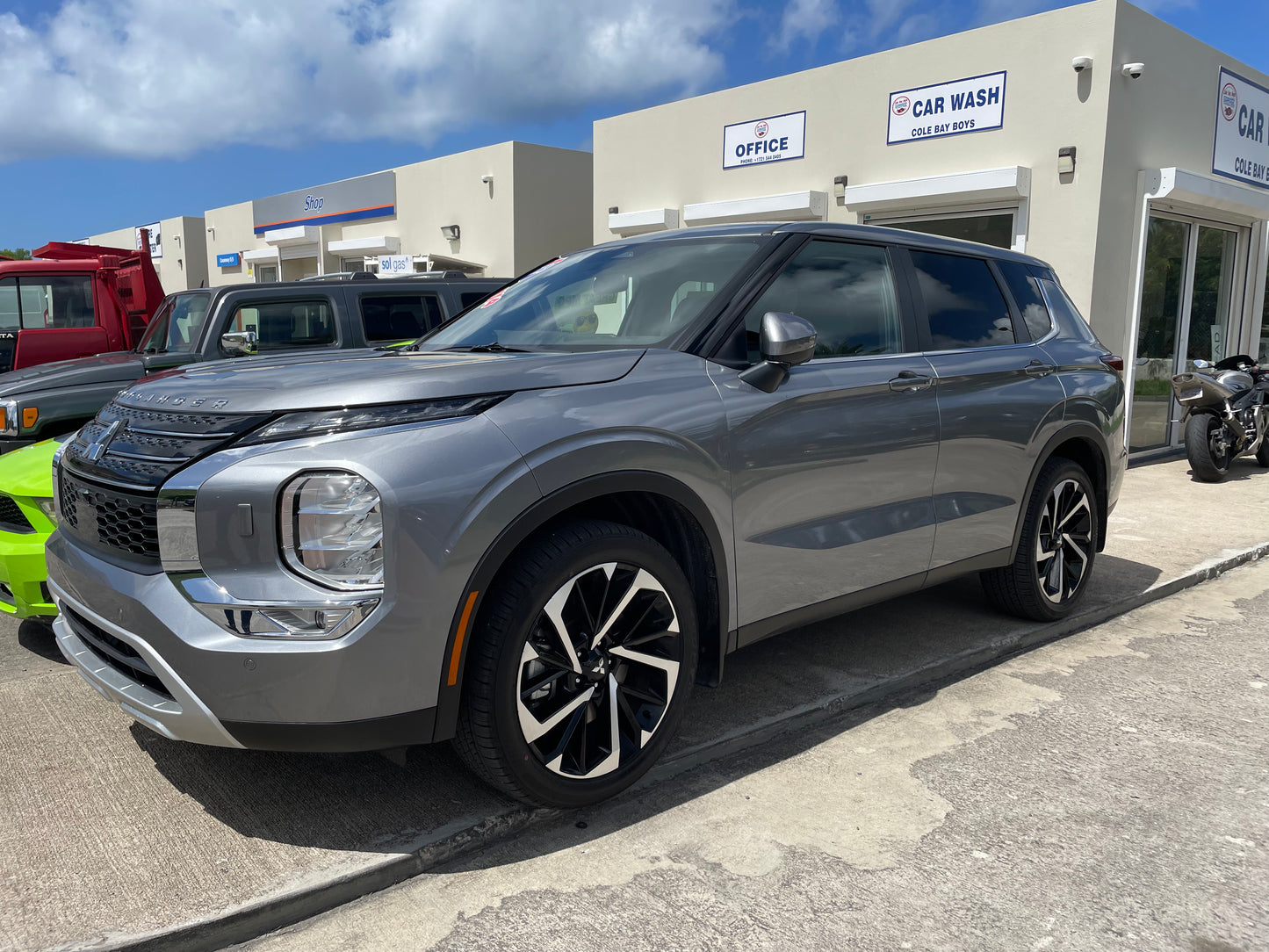 NEW 2023 MITSUBISHI OUTLANDER SE AWDAUT 2.5L 4CYL MERCURY GRAY