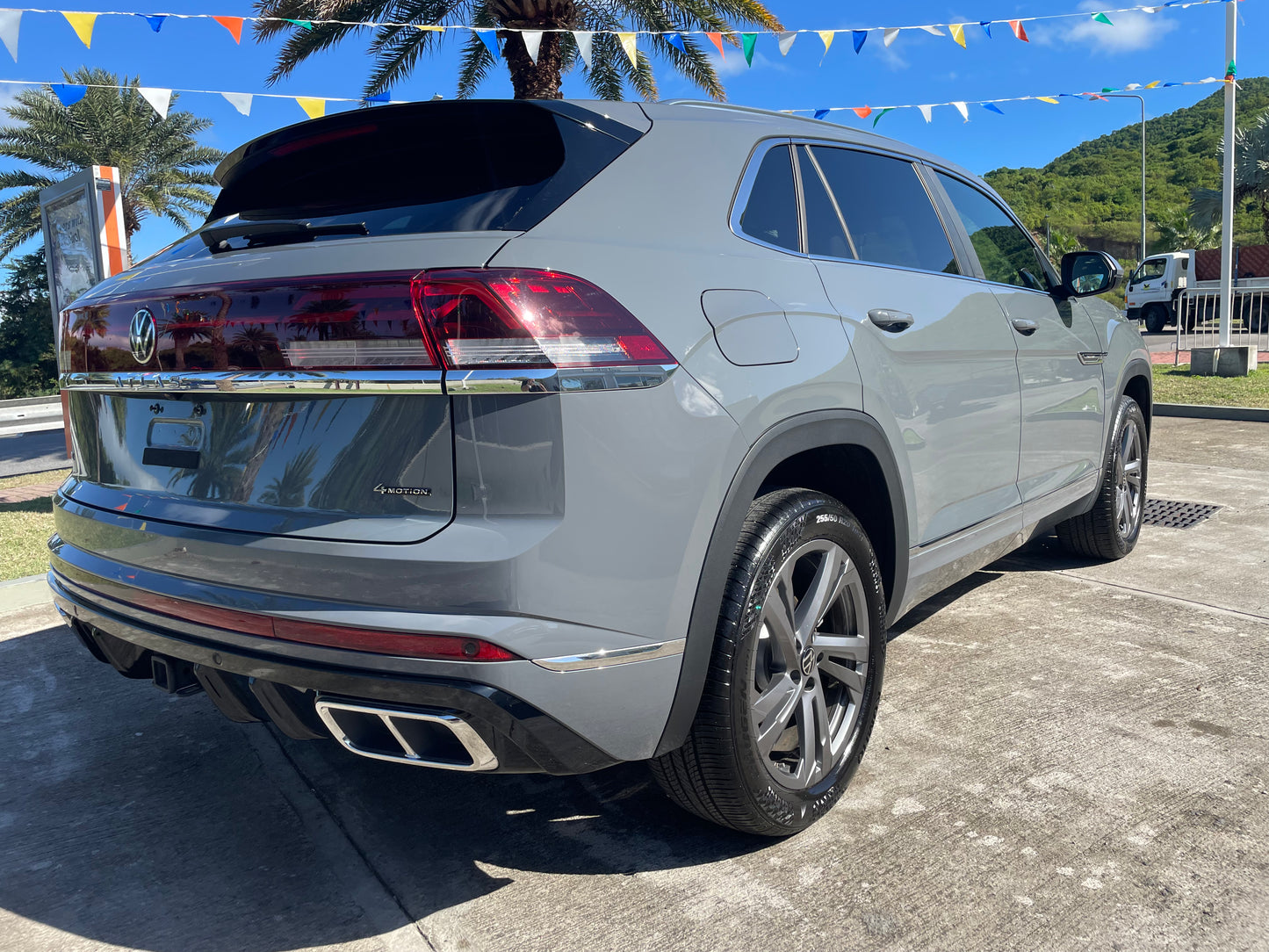 2024 VW ATLAS CROSS SPORT R LINE SEL