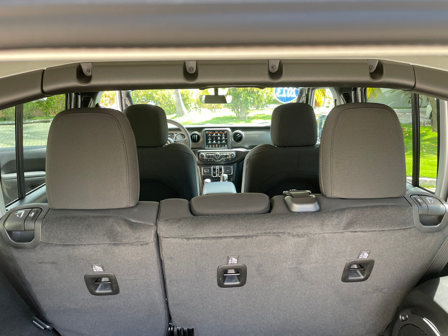 NEW 2023 JEEP WRANGLER UNLIMITED SPORT SILVER