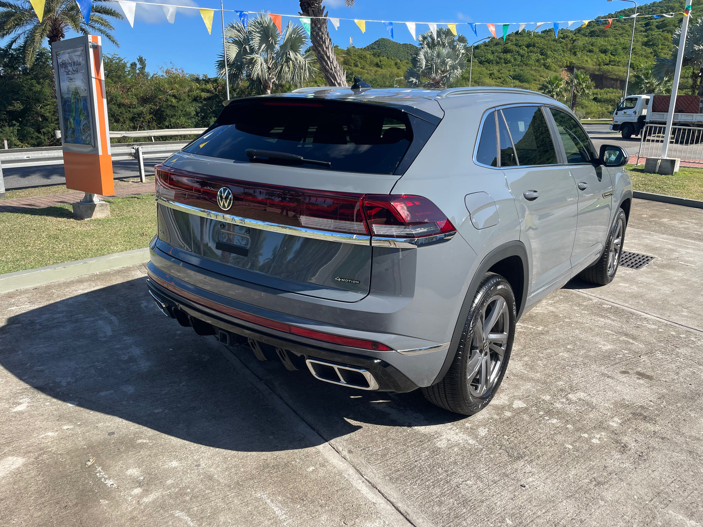 2024 VW ATLAS CROSS SPORT R LINE SEL