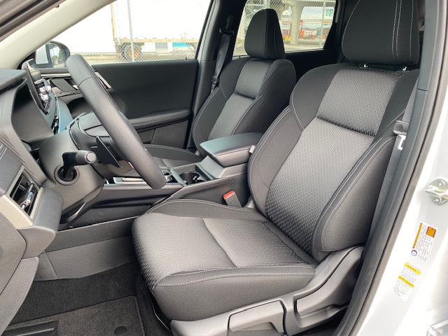 2024 MITSUBISHI OUTLANDER ES FWD 7 PASSENGERS