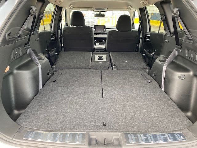 2024 MITSUBISHI OUTLANDER ES FWD 7 PASSENGERS