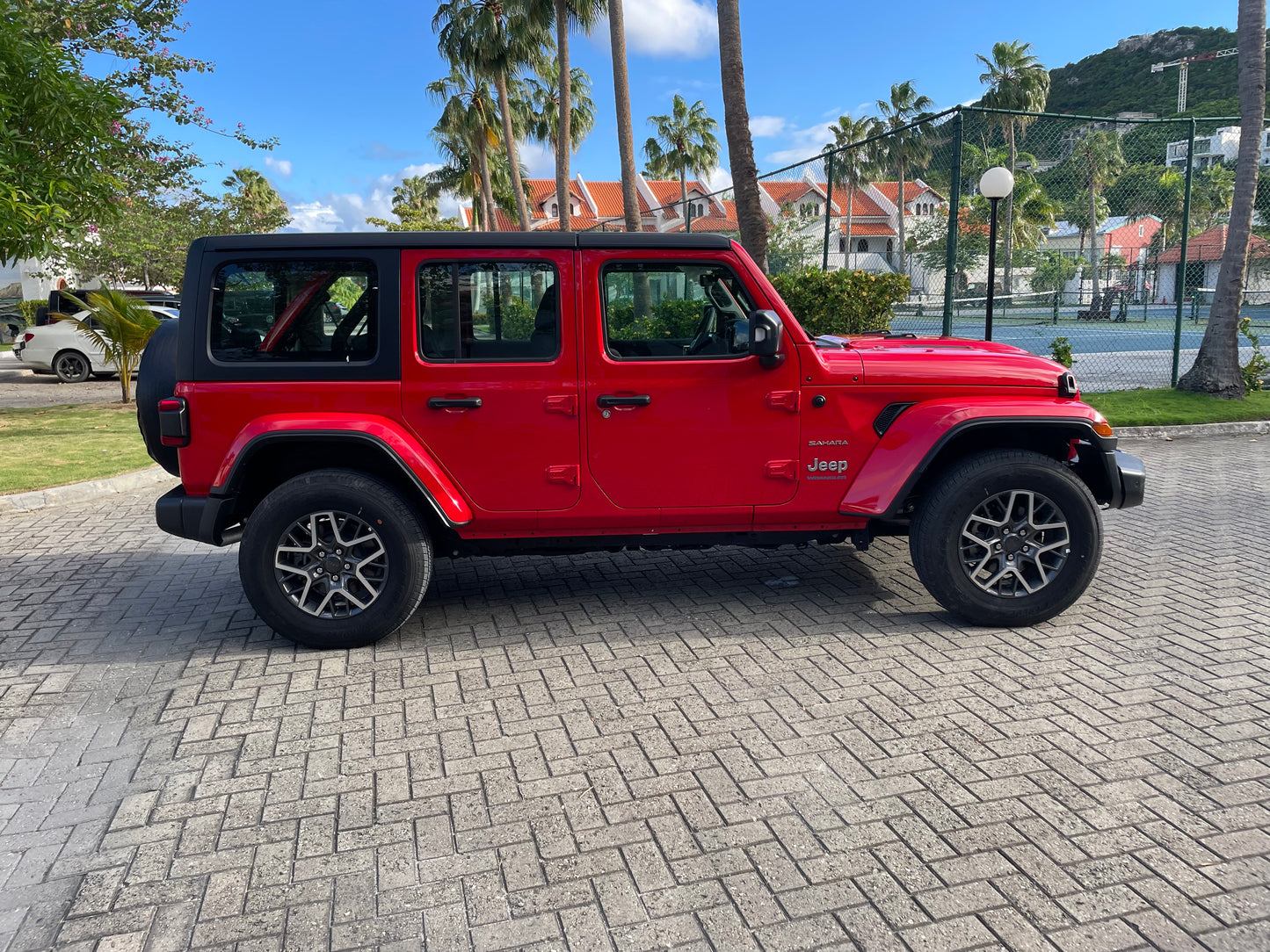 2023 JEEP SAHARA RED 4XE