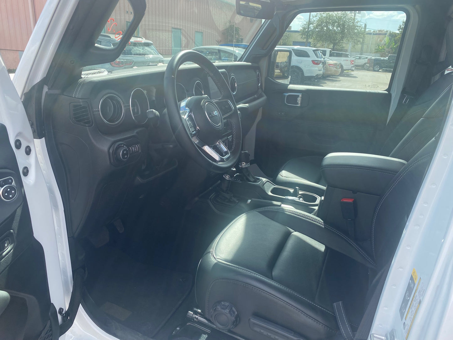 2022 OVERLAND Wrangler