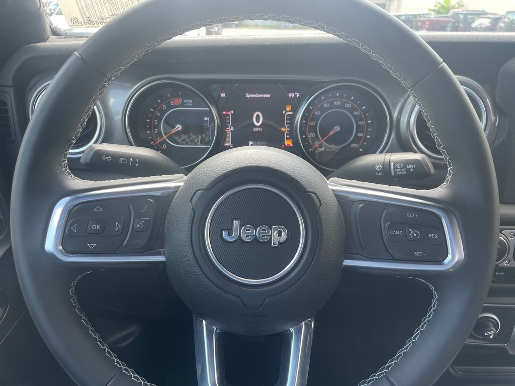 2021 JEEP SAHARA SOFT TOP 2D