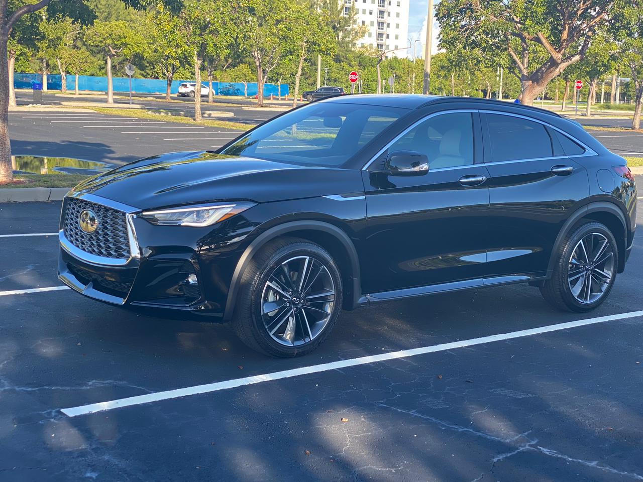 2023 Infiniti QX55 Luxury AWD Automatic black