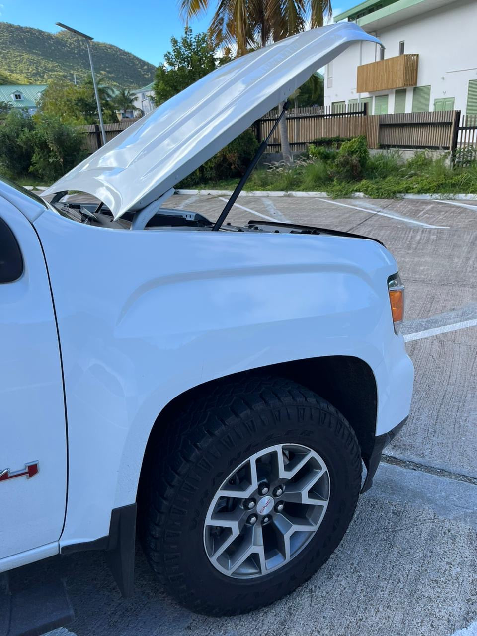 GMC CANYON
